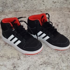 Adidas  kids size 2